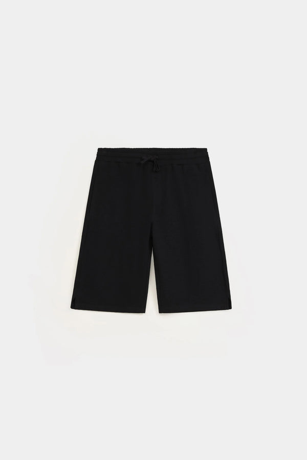 BLACK CARGO SHORTS